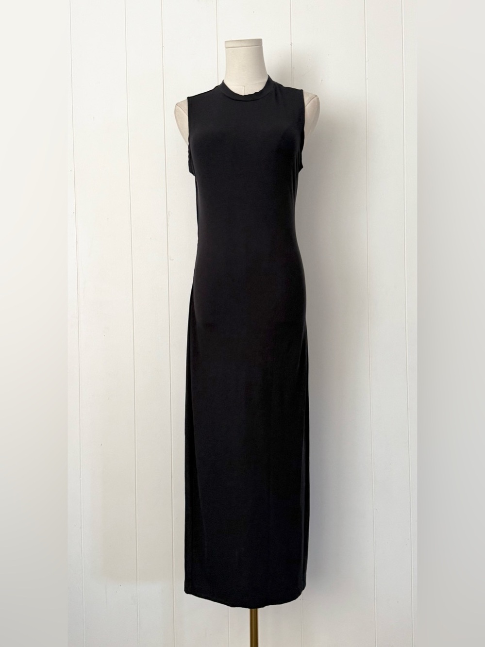 Vuori Pose Sanda Midi Dress Medium in Black - Picture 3 of 8